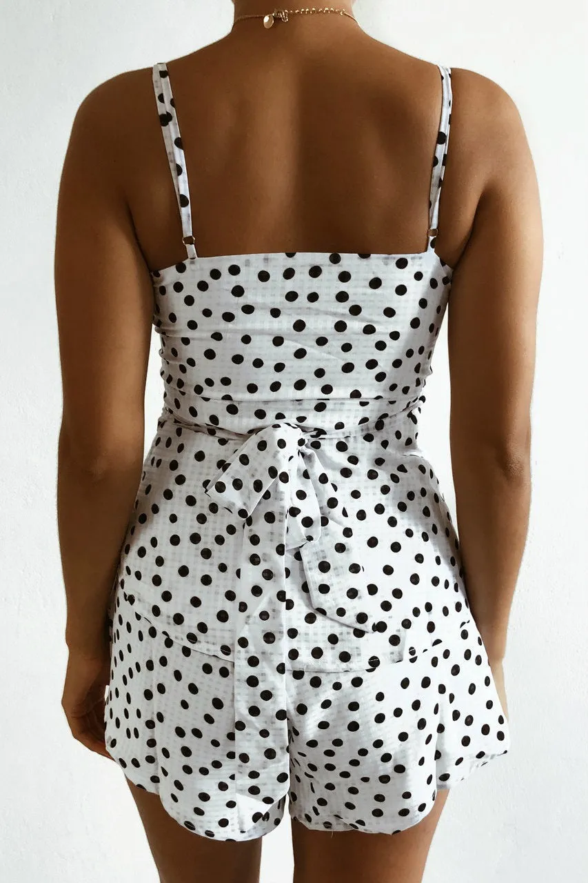 SPOT ON WRAP TOP