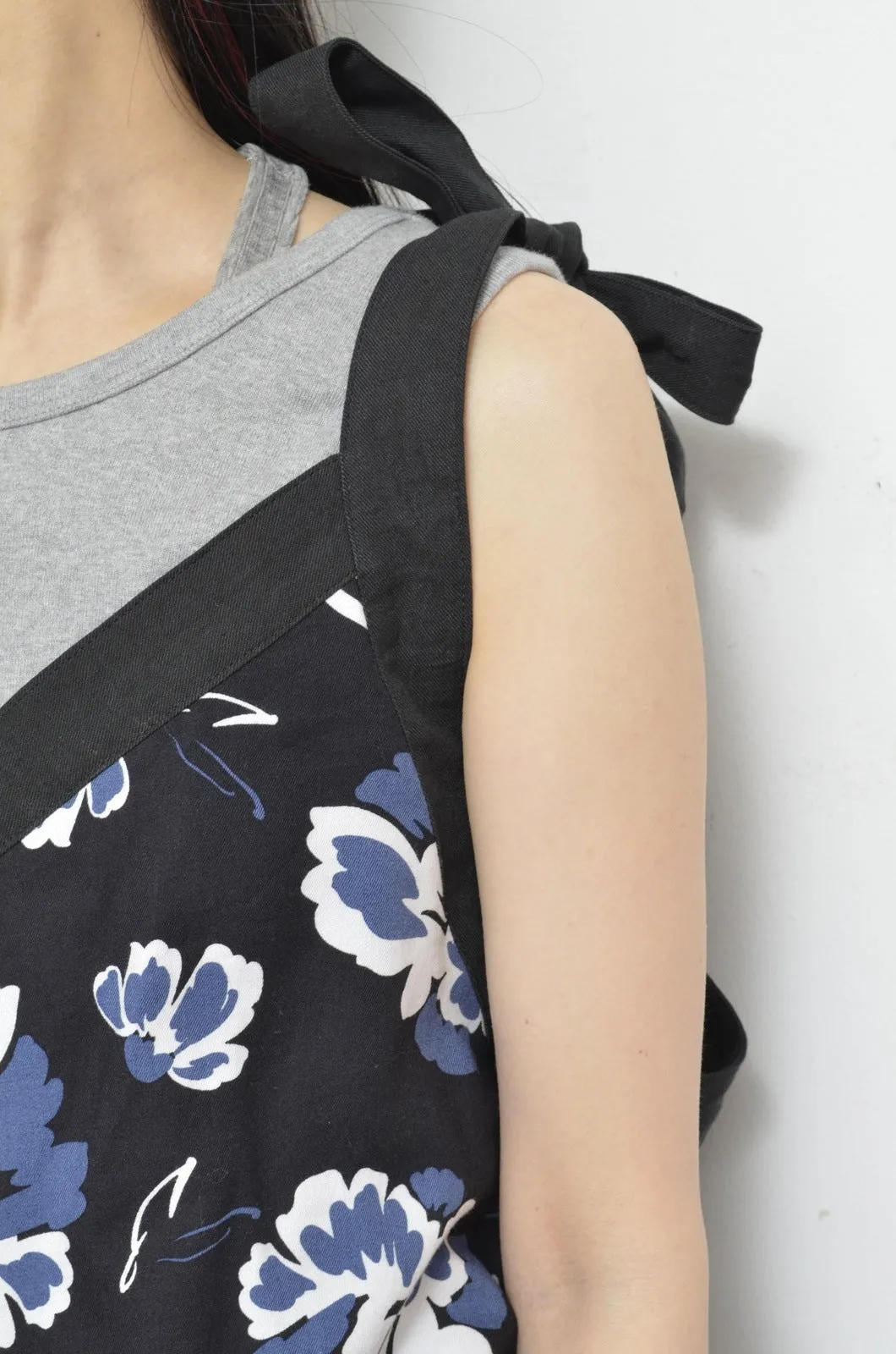 V-NECK TANK_LONG_LINEN 01/BLACK